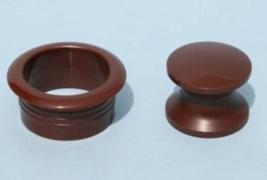 Przycisk z rozetką 16mm push lock brązowy FAWO